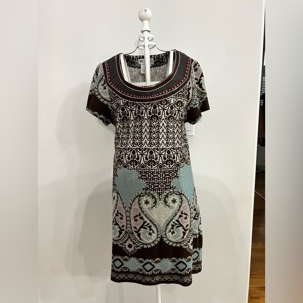 Get cozy with this Papillon sweater dress size XS in brown/blue/pink tones